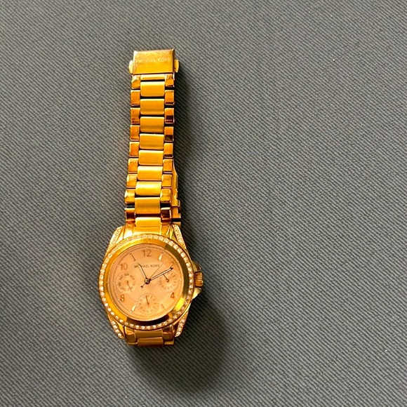 Michael Kors Gold Tone and crystal watch - Picture 3 of 4